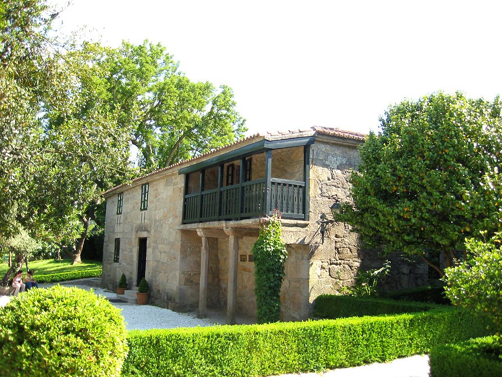 5 historical monuments that you can not forget in Padrón