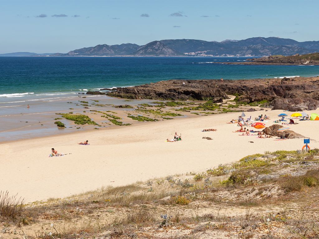 Corrubedo, O Vilar y As Furnas: arenales salvajes a un paso de Padrón