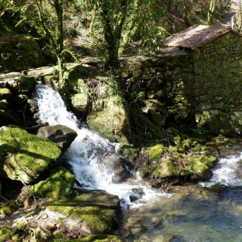 Ven a bailar al son de las “Cascadas de la Ruxidoira"