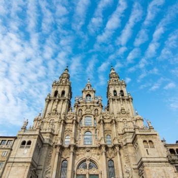 Come and discover the splendor of the Cathedral with Hotel Scala