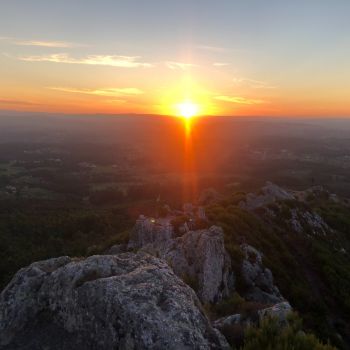 3 lugares perfectos para ver el atardecer a un paso del Hotel Scala