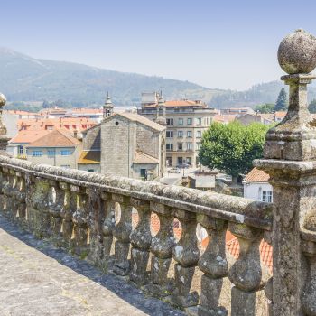 Padrón: historia, localización, gastronomía e beleza natural en Galicia