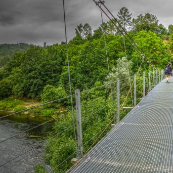 El puente colgante más bonito e instagrameable cerca de Padrón